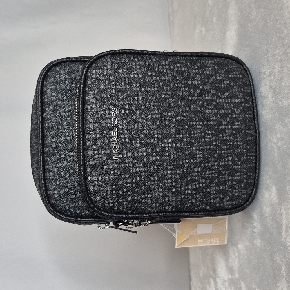 Michael Kors Jet Set Travel Black Chain Crossbody Bag (UNISEX) - Picture 3 of 16
